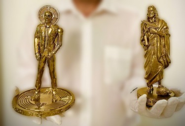 Иисуса Христа и Покровителя крипто бизнеса отлили в золоте. Новые золотые статуи художника Арт Мага