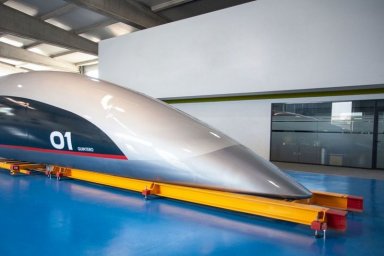 HyperloopTT презентовала свою первую пассажирскую капсулу