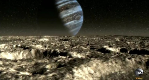 Появились первые фото самого странного спутника Юпитера